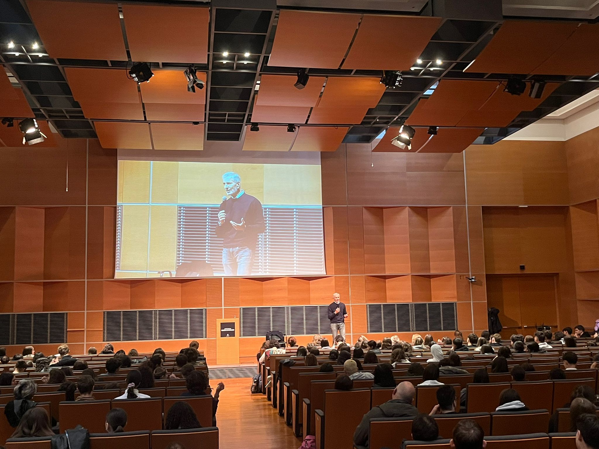 WhatsApp Image 2025-11-07 at 12.53.38 (2).jpeg